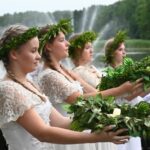 Kręć się kręć wrzeciono, powrót do korzeni